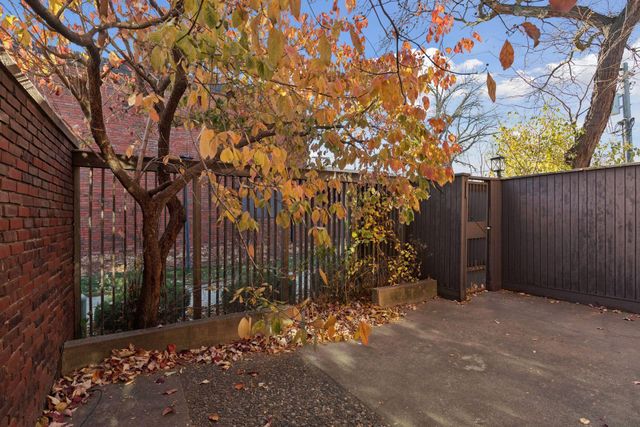 3511 37th Avenue NE, Saint Anthony, MN 55421