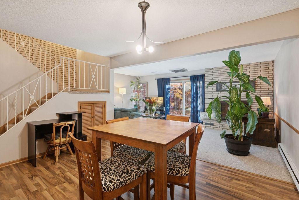 3511 37th Avenue NE, Saint Anthony, MN 55421