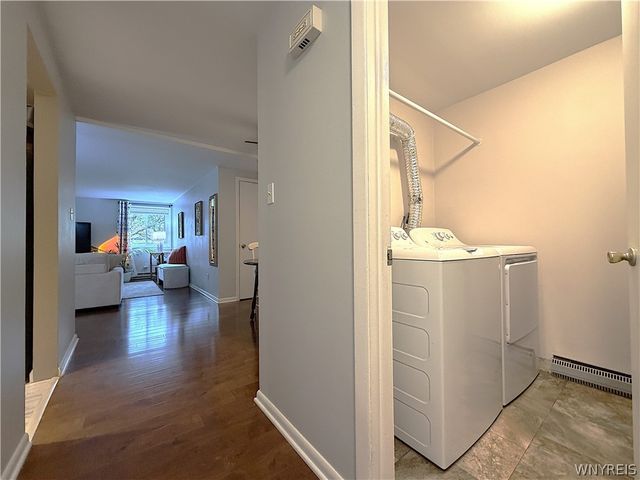 61 Park Club Lane D, Amherst, NY 14221