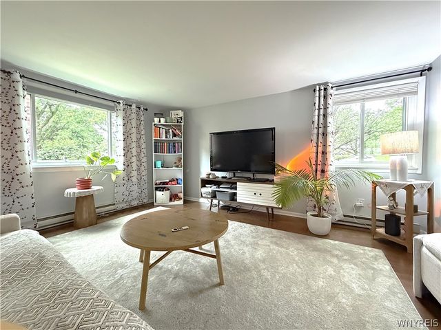 61 Park Club Lane D, Amherst, NY 14221