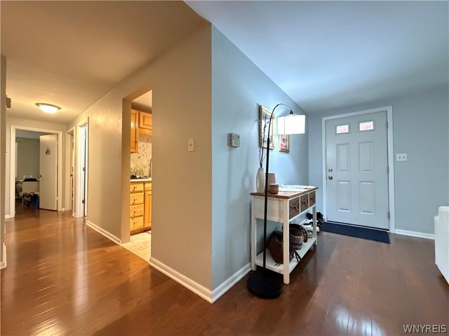 61 Park Club Lane D, Amherst, NY 14221
