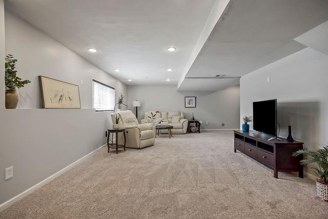 4316 Silverheel Street, Shawnee, KS 66226