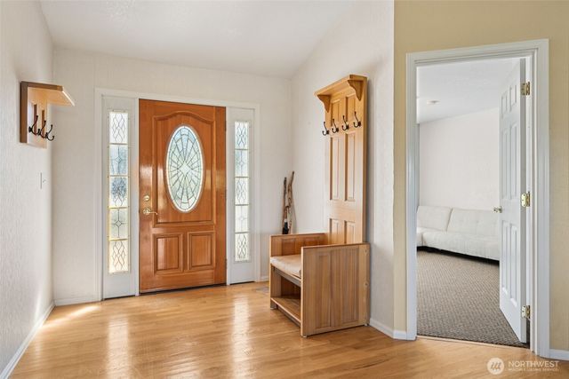 459 Octopus Avenue NE, Ocean Shores, WA 98569