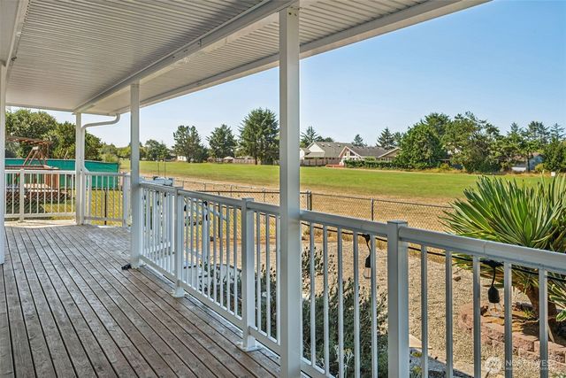 459 Octopus Avenue NE, Ocean Shores, WA 98569