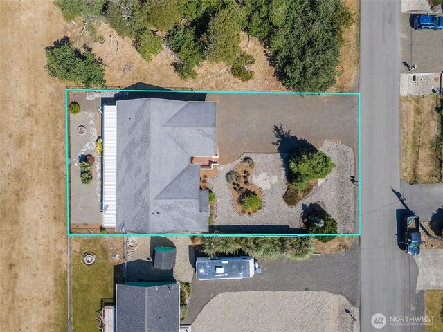 459 Octopus Avenue NE, Ocean Shores, WA 98569