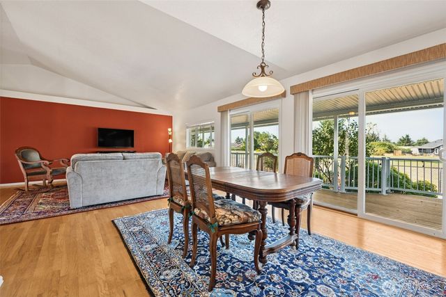 459 Octopus Avenue NE, Ocean Shores, WA 98569