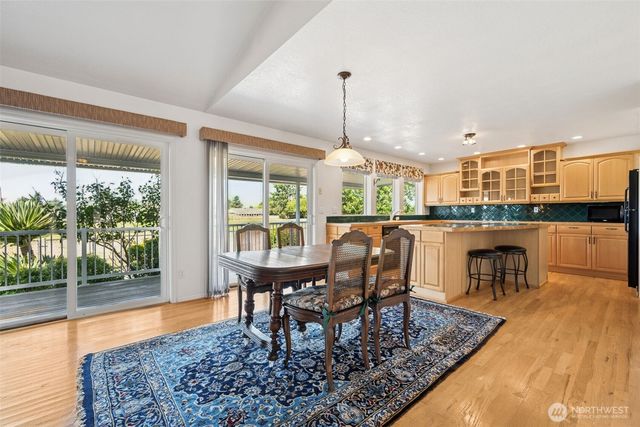 459 Octopus Avenue NE, Ocean Shores, WA 98569