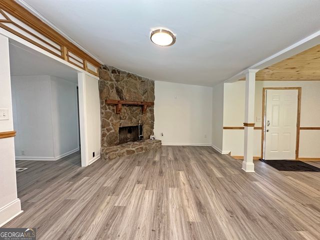 283.5 Brown Bridge Road, Auburn, GA 30011