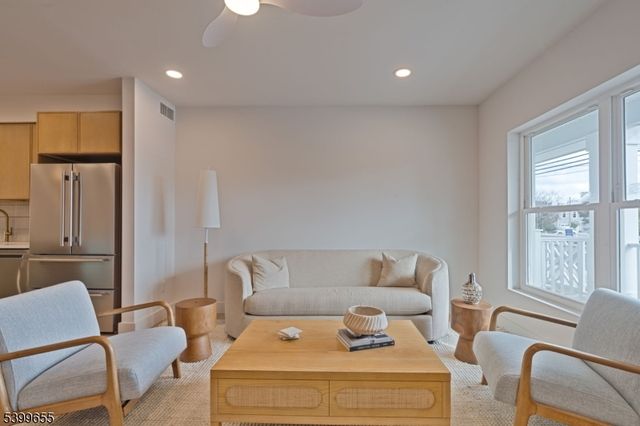 801 Main St, A4 A4, Avon-by-the-sea Boro, NJ 07717