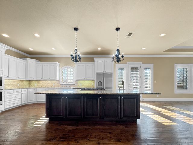 5064 Copperglen Circle, Colleyville, TX 76034