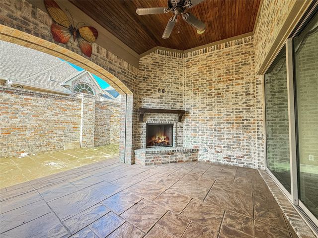 5064 Copperglen Circle, Colleyville, TX 76034