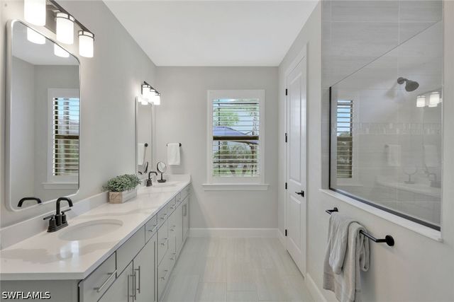 17673 Kinzie LN, Estero, FL 33928