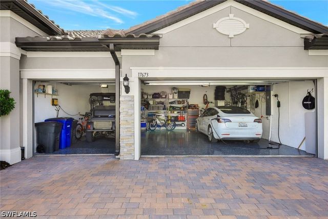 17673 Kinzie LN, Estero, FL 33928