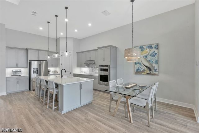 17673 Kinzie LN, Estero, FL 33928