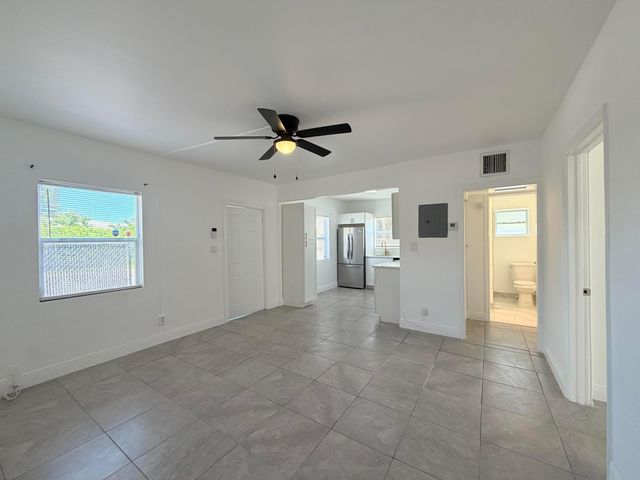 1010 Grant Street, West Palm Beach, FL 33407