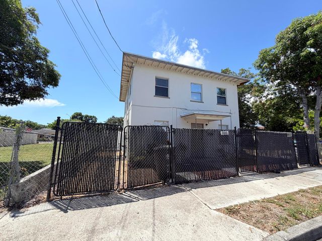 1010 Grant Street, West Palm Beach, FL 33407