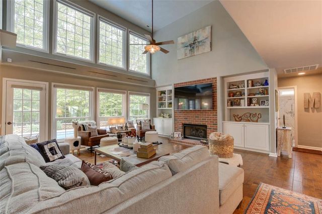 3796 River Oak CIR, Virginia Beach, VA 23456