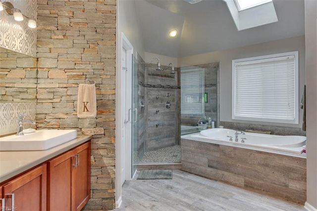 3796 River Oak CIR, Virginia Beach, VA 23456