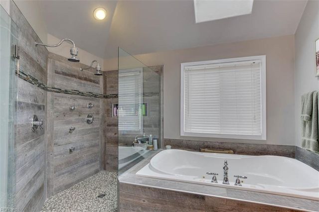 3796 River Oak CIR, Virginia Beach, VA 23456