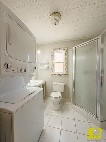 220 N Broadway Street, Mertzon, TX 76941