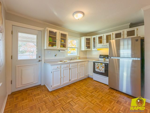 220 N Broadway Street, Mertzon, TX 76941