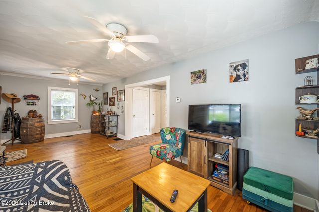 922 W Evelyn Ave, Louisville, KY 40215