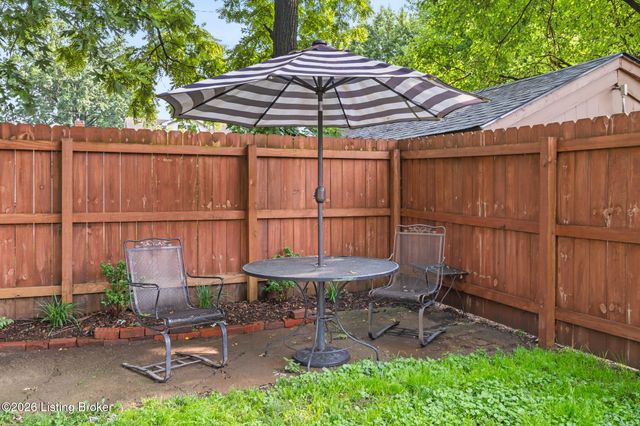 922 W Evelyn Ave, Louisville, KY 40215