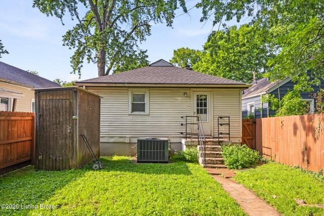 922 W Evelyn Ave, Louisville, KY 40215