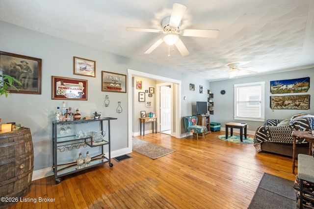 922 W Evelyn Ave, Louisville, KY 40215