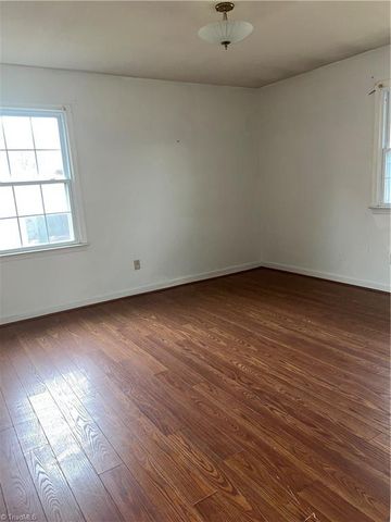 198 Green Knolls Drive, Eden, NC 27288