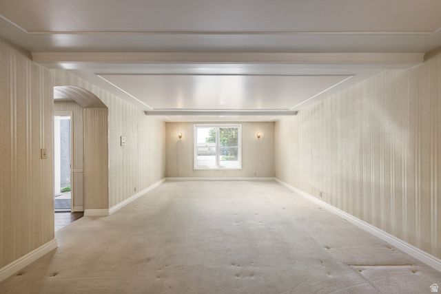 5529 S WOODCREST DR, Holladay, UT 84117