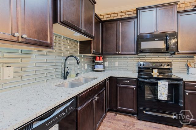 41 Horizon Lane, Richmond Hill, GA 31324