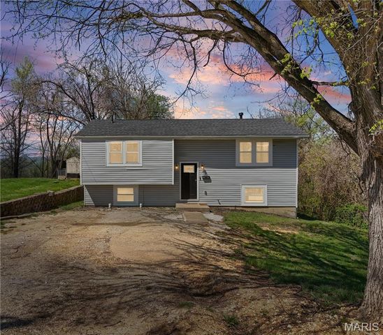 706 Bogy Street, De Soto, MO 63020