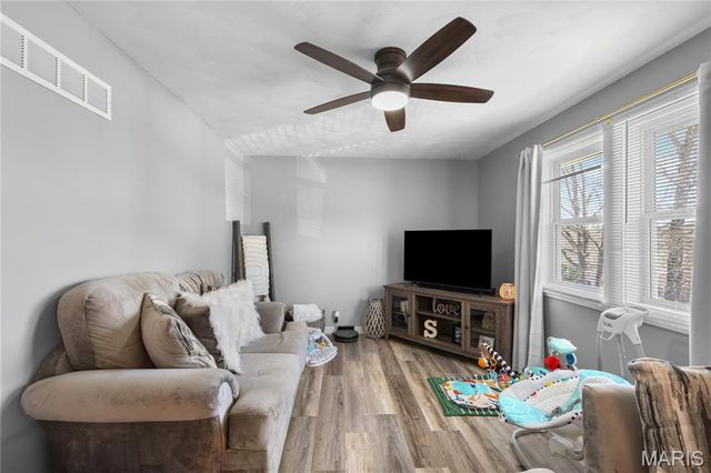 706 Bogy Street, De Soto, MO 63020