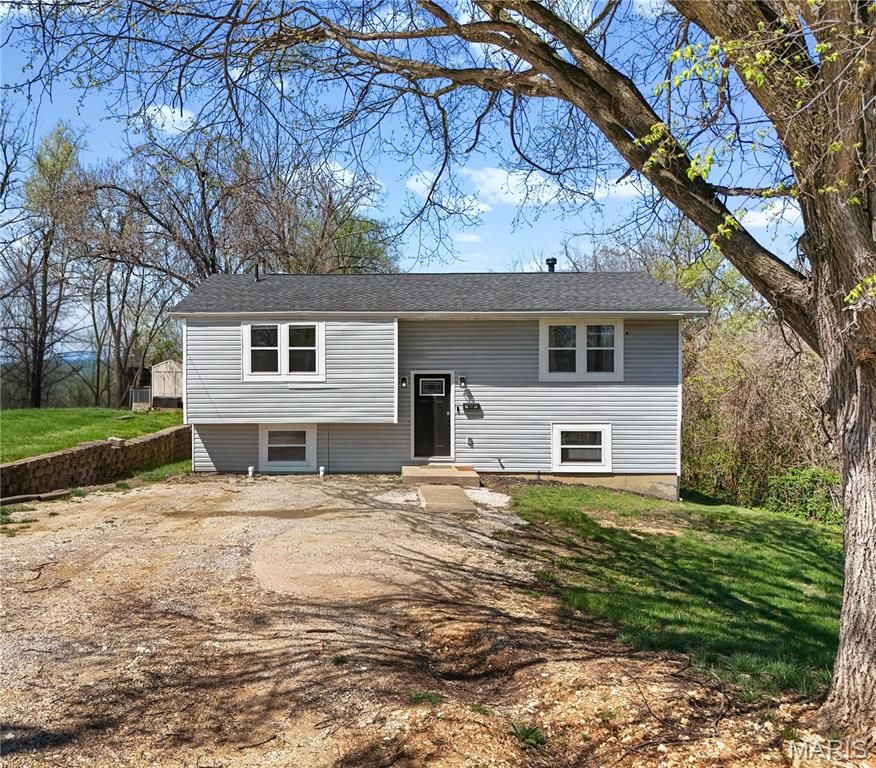 706 Bogy Street, De Soto, MO 63020