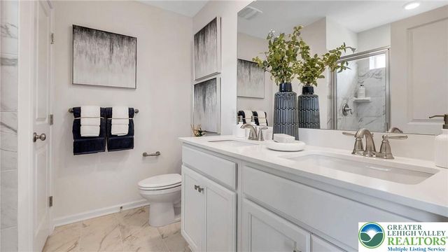 229 Winding Road, Forks Twp, PA 18040