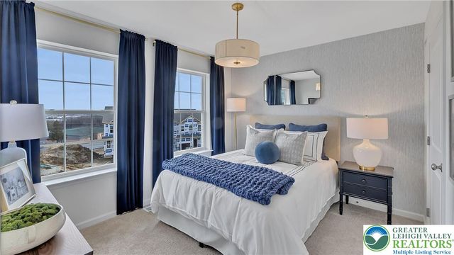 229 Winding Road, Forks Twp, PA 18040