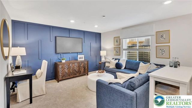 229 Winding Road, Forks Twp, PA 18040