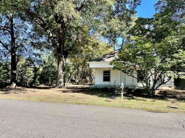 202 N Elm Street, Bald Knob, AR 72010