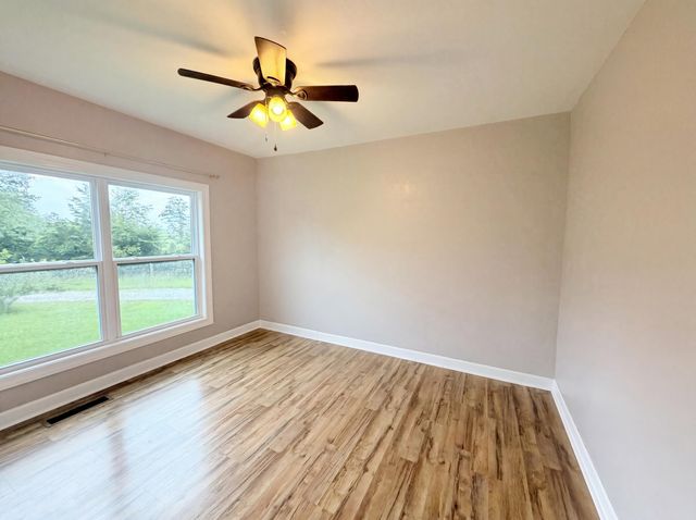 144 Lizzie Wallin, Crab Orchard, KY 40419