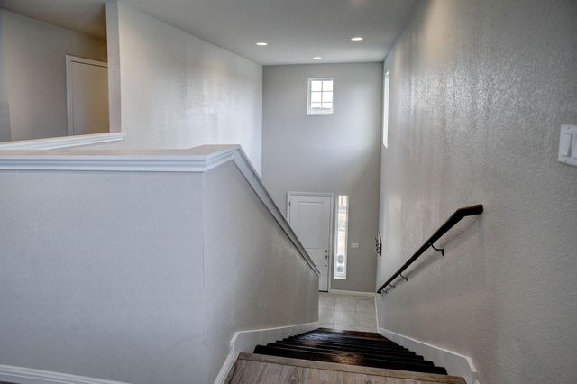 210 Cold Spring LOOP, Bastrop, TX 78602