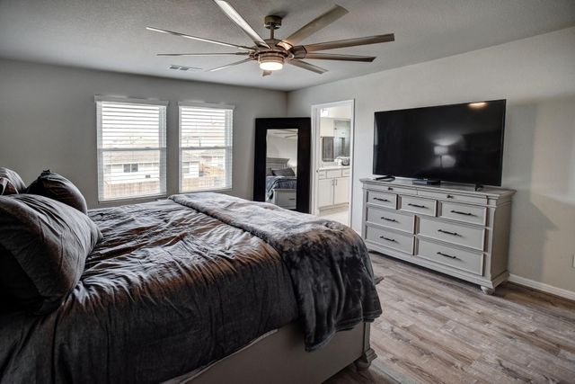 210 Cold Spring LOOP, Bastrop, TX 78602