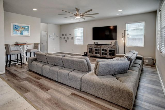 210 Cold Spring LOOP, Bastrop, TX 78602