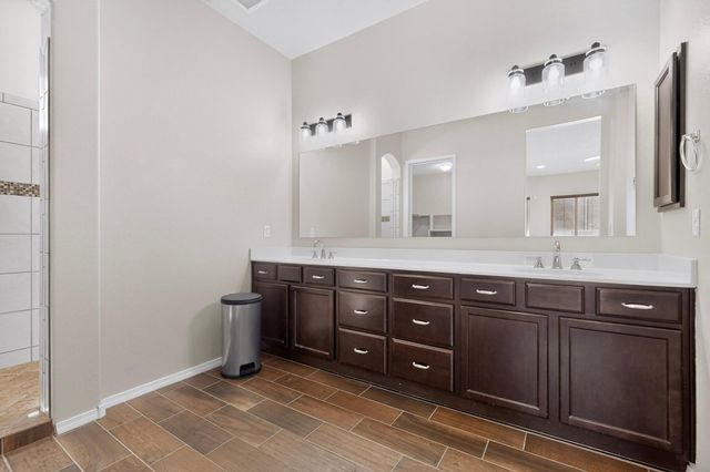 4020 Colina Roja Lane NE, Rio Rancho, NM 87124
