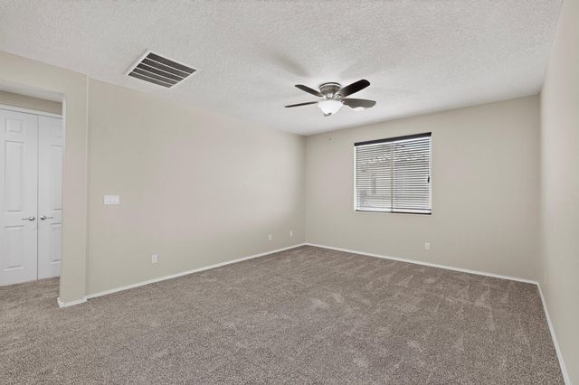 4020 Colina Roja Lane NE, Rio Rancho, NM 87124