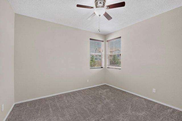 4020 Colina Roja Lane NE, Rio Rancho, NM 87124