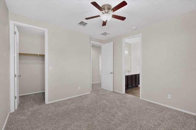 4020 Colina Roja Lane NE, Rio Rancho, NM 87124
