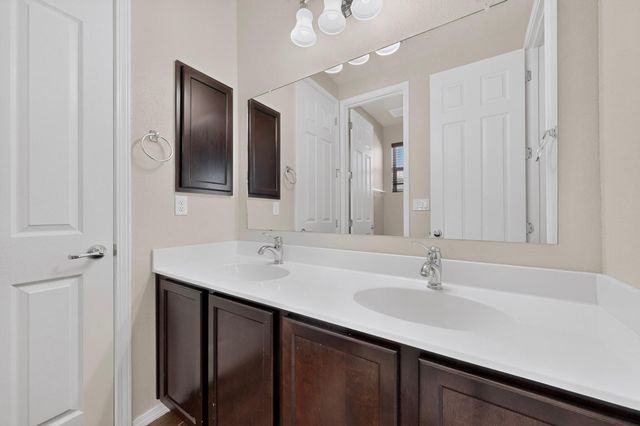 4020 Colina Roja Lane NE, Rio Rancho, NM 87124