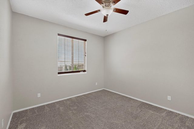 4020 Colina Roja Lane NE, Rio Rancho, NM 87124