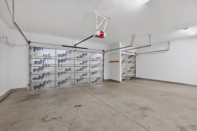 4020 Colina Roja Lane NE, Rio Rancho, NM 87124